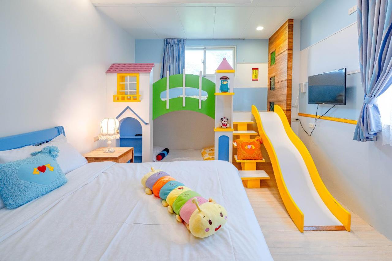 Rainbow Garden B&B Dongshan  Bagian luar foto