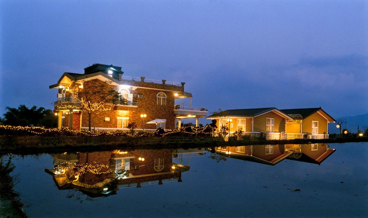 Rainbow Garden B&B Dongshan  Bagian luar foto